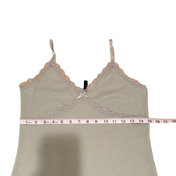 H&M DIVIDED Women's Sleeveless V-Neck Ribbed Knit Green Mini Dress Size M - Picture 5 of 9